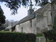 La chapelle vue de la fontaine